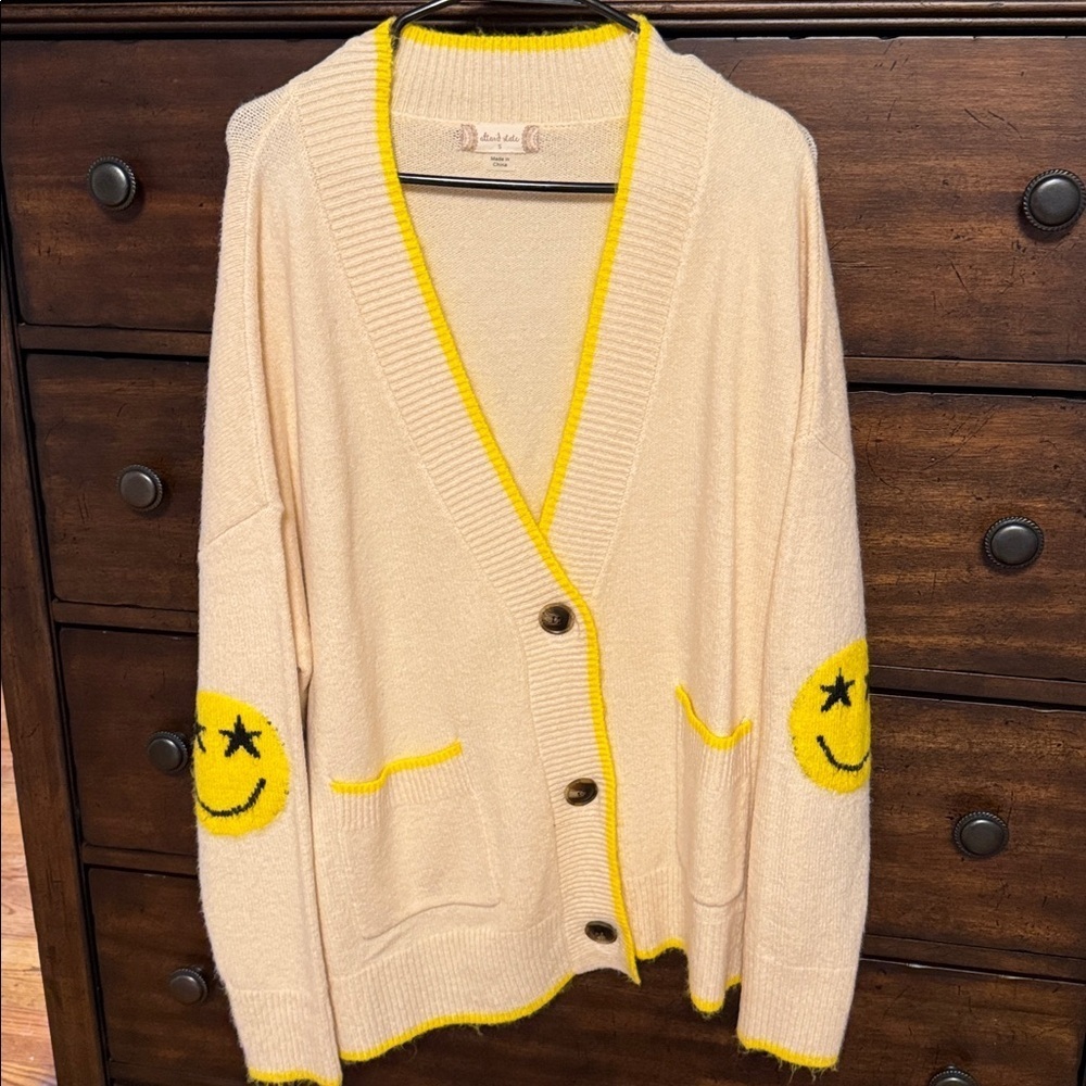 Sweater - Oversized - Picture 2 of 4